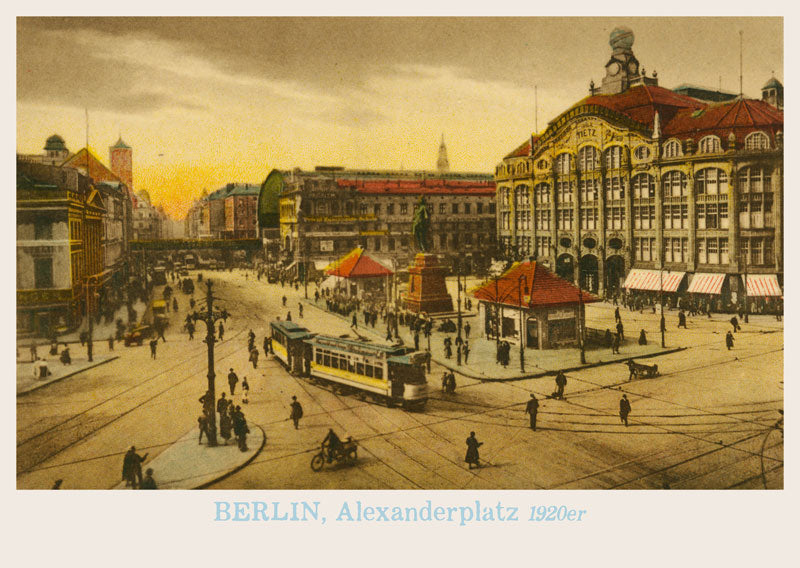 Der Alexanderplatz in Berlin in den 1920er Jahren. Rechts das Kaufhaus Tietz, in der Mitte die Berolina.