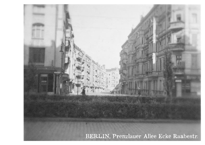 Postkarte Berlin: Prenzlauer Allee/Raabestr. von tobios publishing