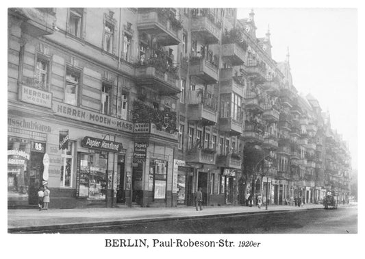 Postkarte Berlin, Prenzlauer Berg: Paul-Robeson-Straße von tobios publishing