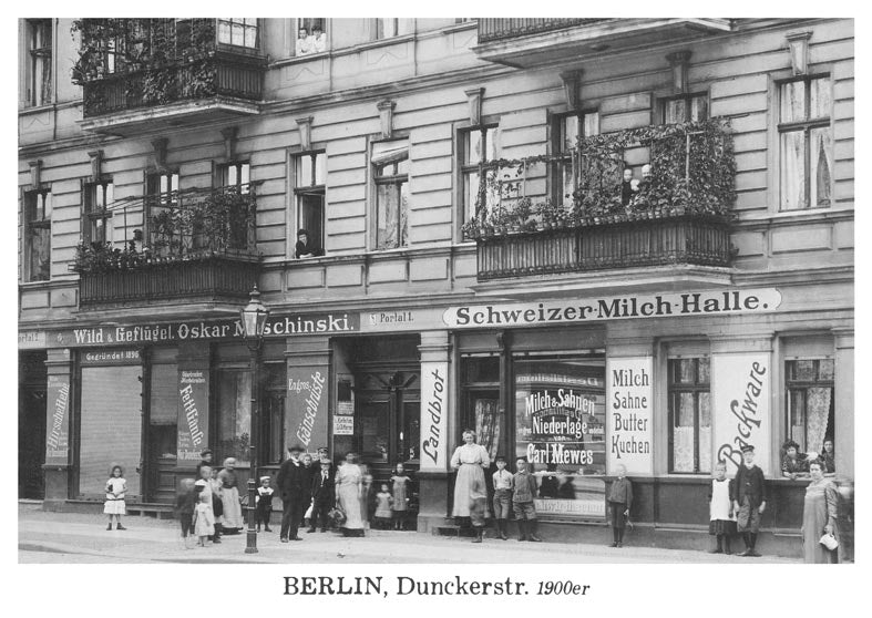 Postkarte Berlin, Prenzlauer Berg: Dunckerstraße 8 von tobios publishing