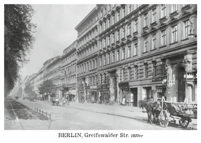 09_Prenzlauer_Berg_Poskartenset_03_Karte_09_Greifswalder_Strasse_um_1929